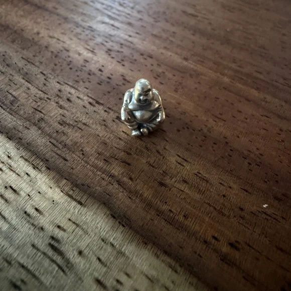 Pandora Silver Smiling Buddha charm - Picture 3 of 5